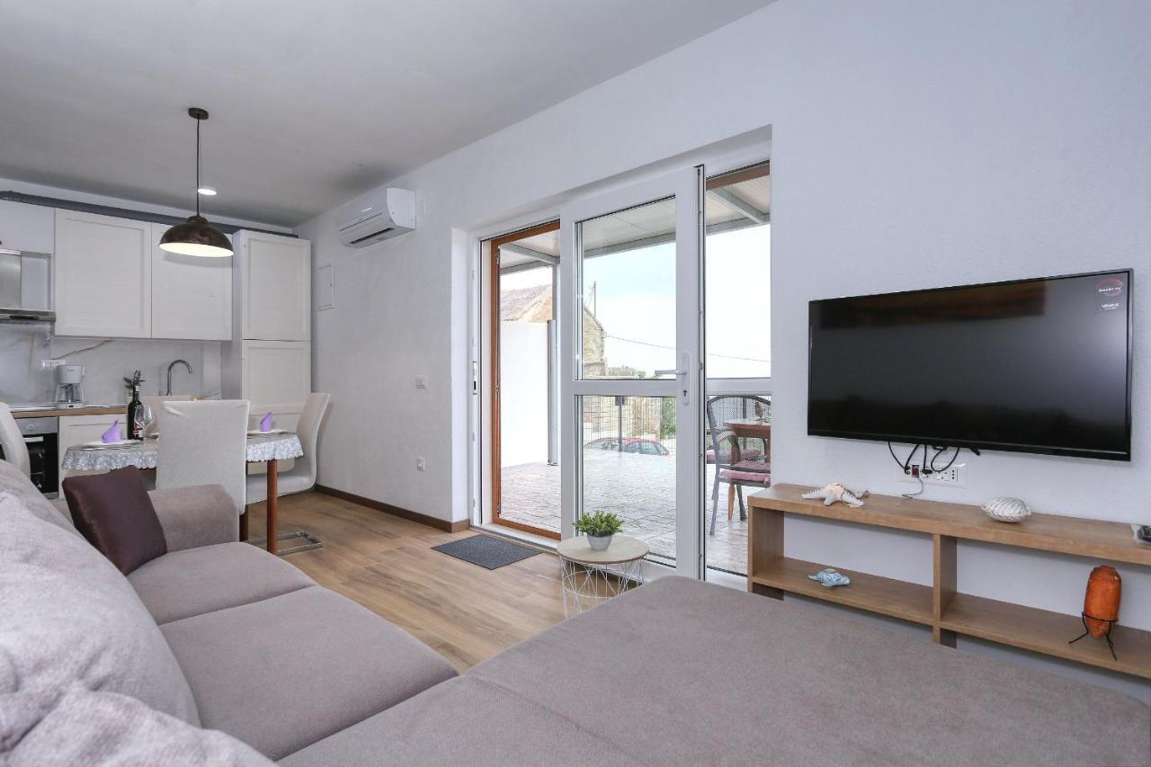 Apartments Poljak Rtina Ngoại thất bức ảnh